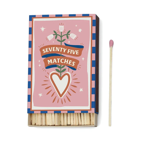 Paddywax - Adopo Boxed Matches "Hearts" - Dekorative Zündhölzer - 75 Stück – Teil des Adopo Duft-Trio Hearts (3-teilig)