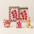 Paddywax Adopo Ritual-Quintett Tomato Vine – 5-teiliges Geschenkset: Duftkerze, Matches, Cowboy Boot, Journal & Notizblock