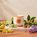 Paddywax Adopo Sun – Orange Blossom Keramik Duftkerze mit Duftzutaten: Bergamotte, Orangenblüte, Ylang-Ylang, Flieder, Petitgrain, grünes Laub und Palisander