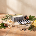 Paddywax Adopo Tiger – Cedar & Fig Duftkerze mit Duftzutaten: Olivenblätter, Zitrone, schwarze Feige, Feigenblätter, Pappelholz und Tonkabohne