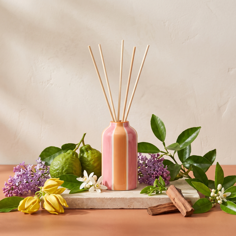 Paddywax Adopo Sun – Orange Blossom Keramik Diffuser mit Duftzutaten: Bergamotte, Orangenblüte, Ylang-Ylang, Flieder, Petitgrain, grünes Laub und Palisander
