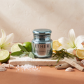 Paddywax Chroma - Sea Salt & Sage - Duftkerze - 71g mit Duftzutaten: Meeresbrise, Limette, Zitrone, Meersalz, Seegras, Lilie und Treibholz