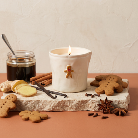 Paddywax Bistro - Gingerbread - Keramik Duftkerze - 226g mit Duftzutaten: Lebkuchen, Ingwer, Zimt, Vanille und Melasse