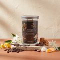 Yankee Candle Vanilla Bean Espresso - Signature 2 Docht Tumbler - 567g mit Duftzutaten: Zitronenschale, Schlagsahne, Mandarine, Karamell, Mokka, Espresso, Kaffeebohne, Toffee, Tuberose, Patschuli, Kakao und Vanille